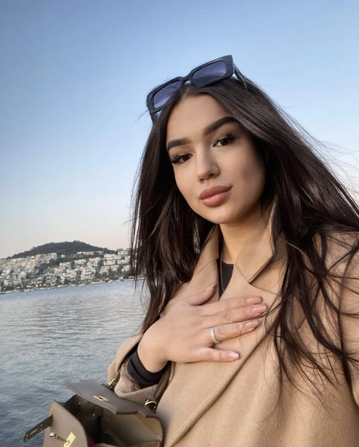 Katya actress dating old lady