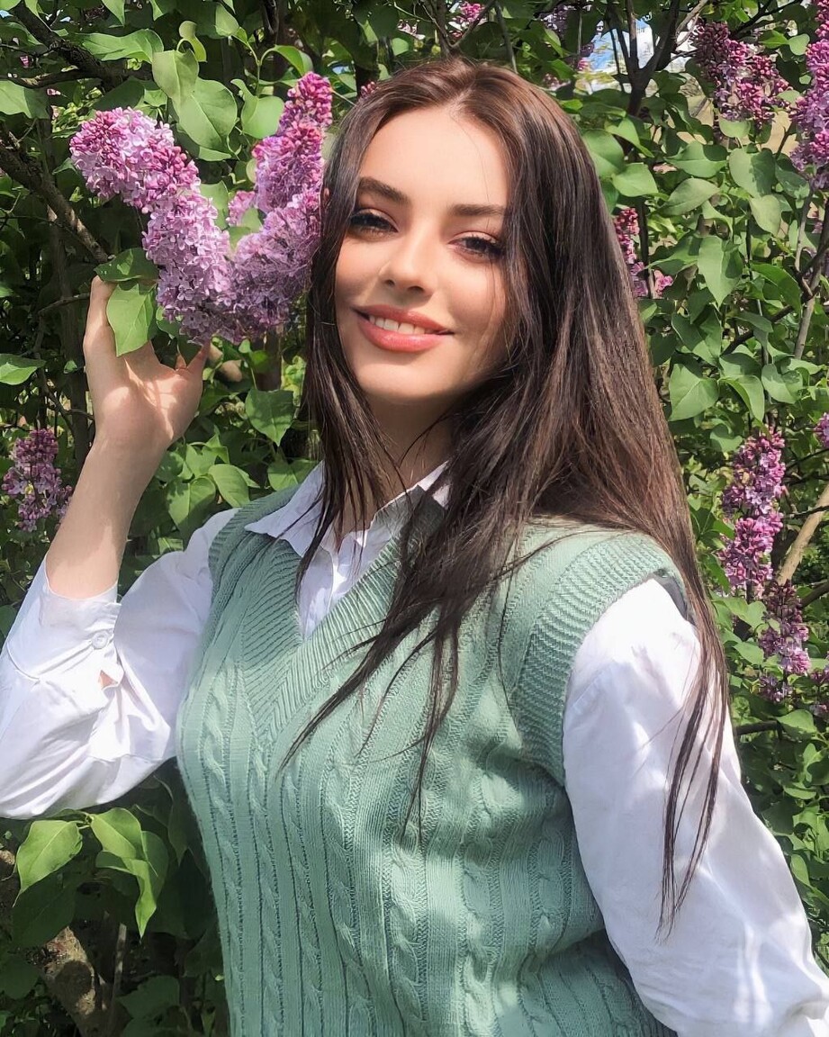 Victoria dating american ladies