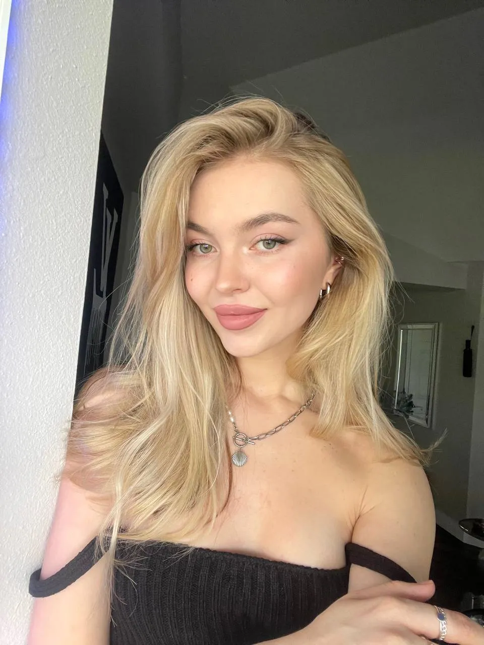 Alina dating a russian girl