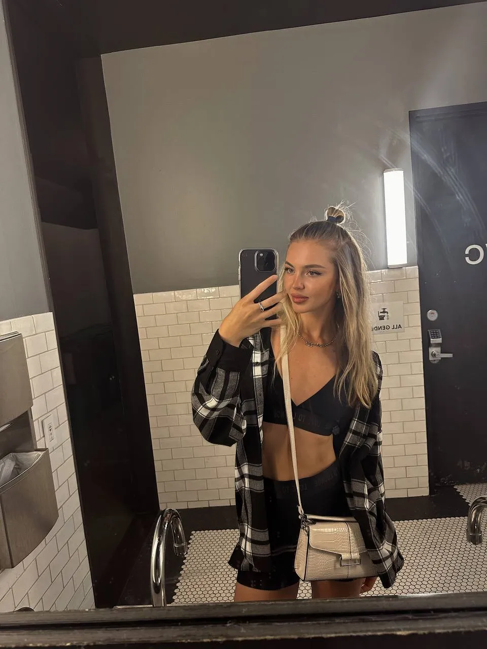 Alina dating a russian girl