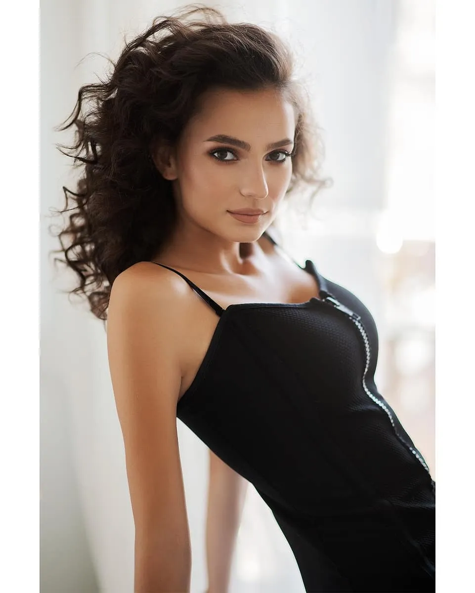 Liza dating australian ladies