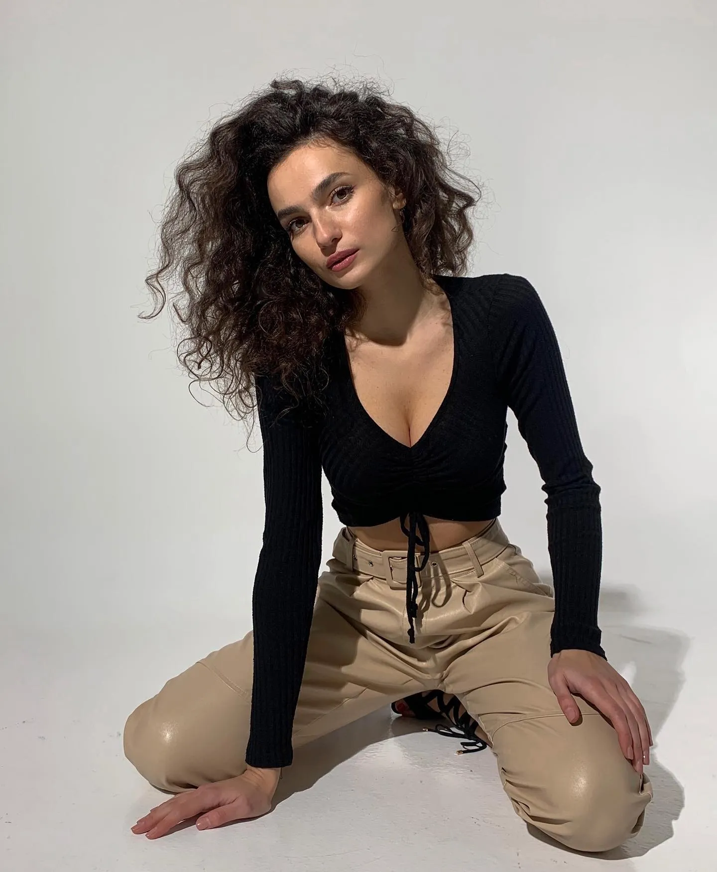 Liza dating australian ladies
