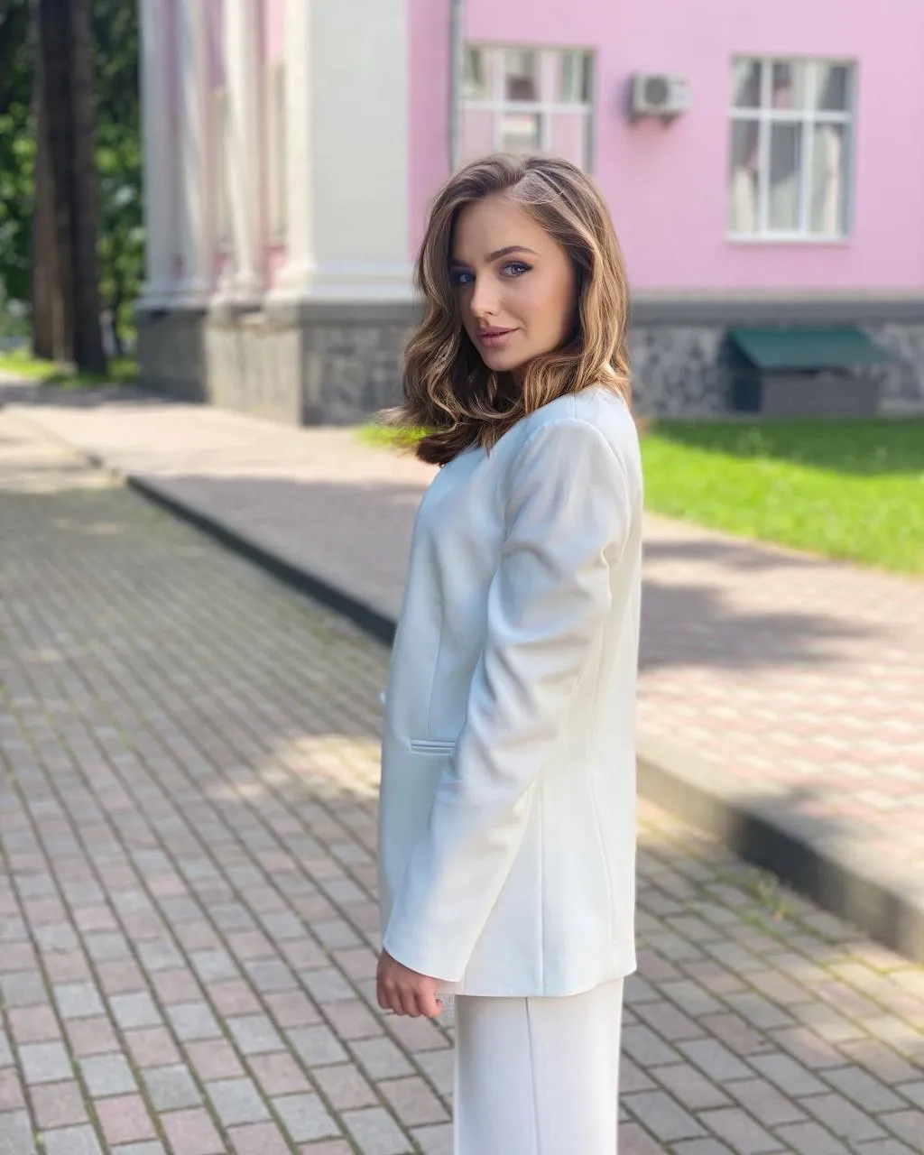 Katerina dating for larger ladies uk