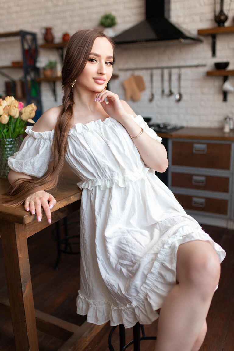 Alexandra dating for the larger lady