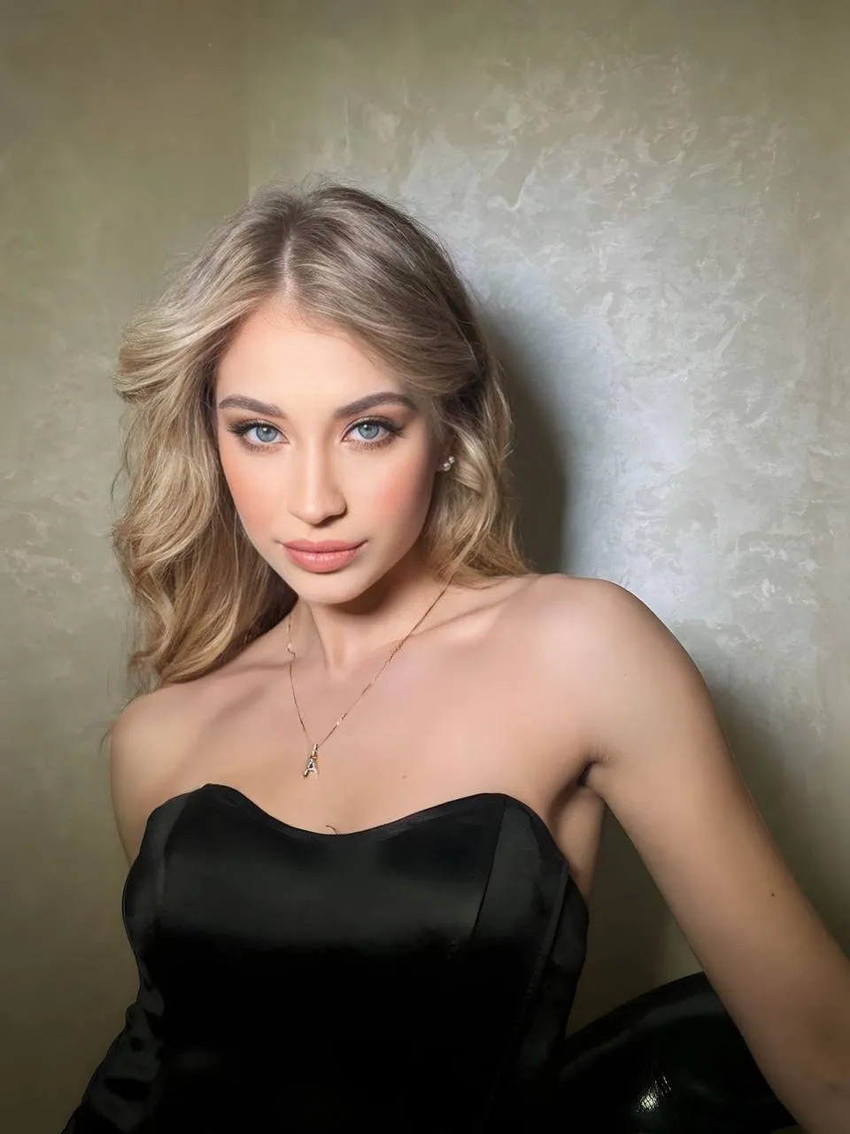 Alina dating girl quiz
