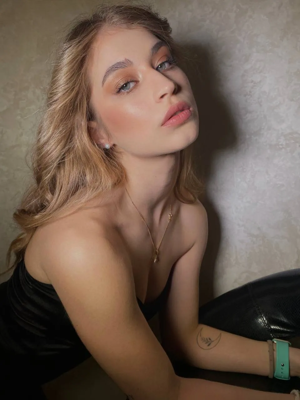 Alina dating girl quiz