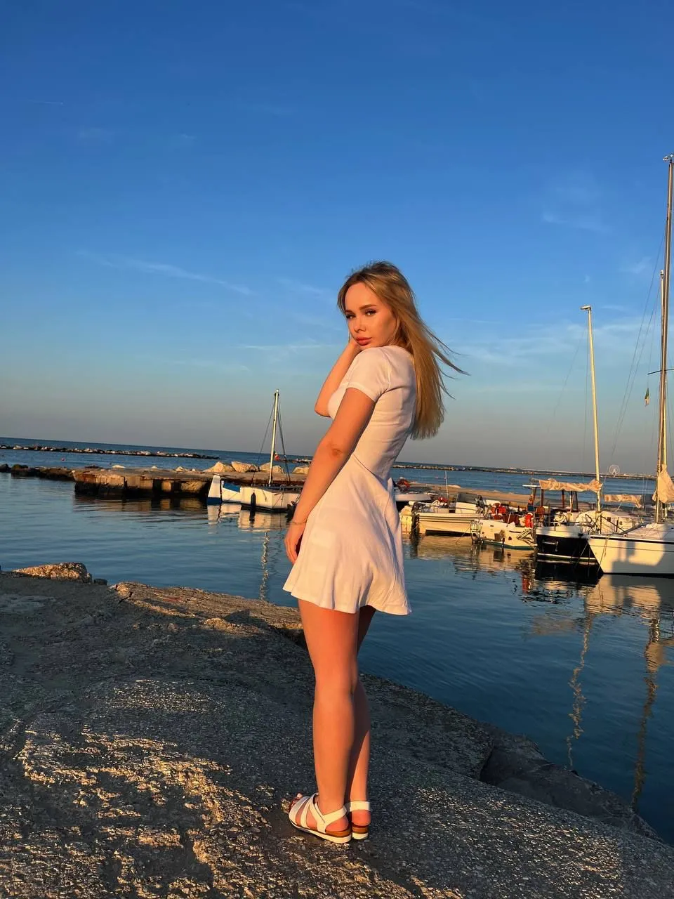 Anhelina dating ladies in hyderabad