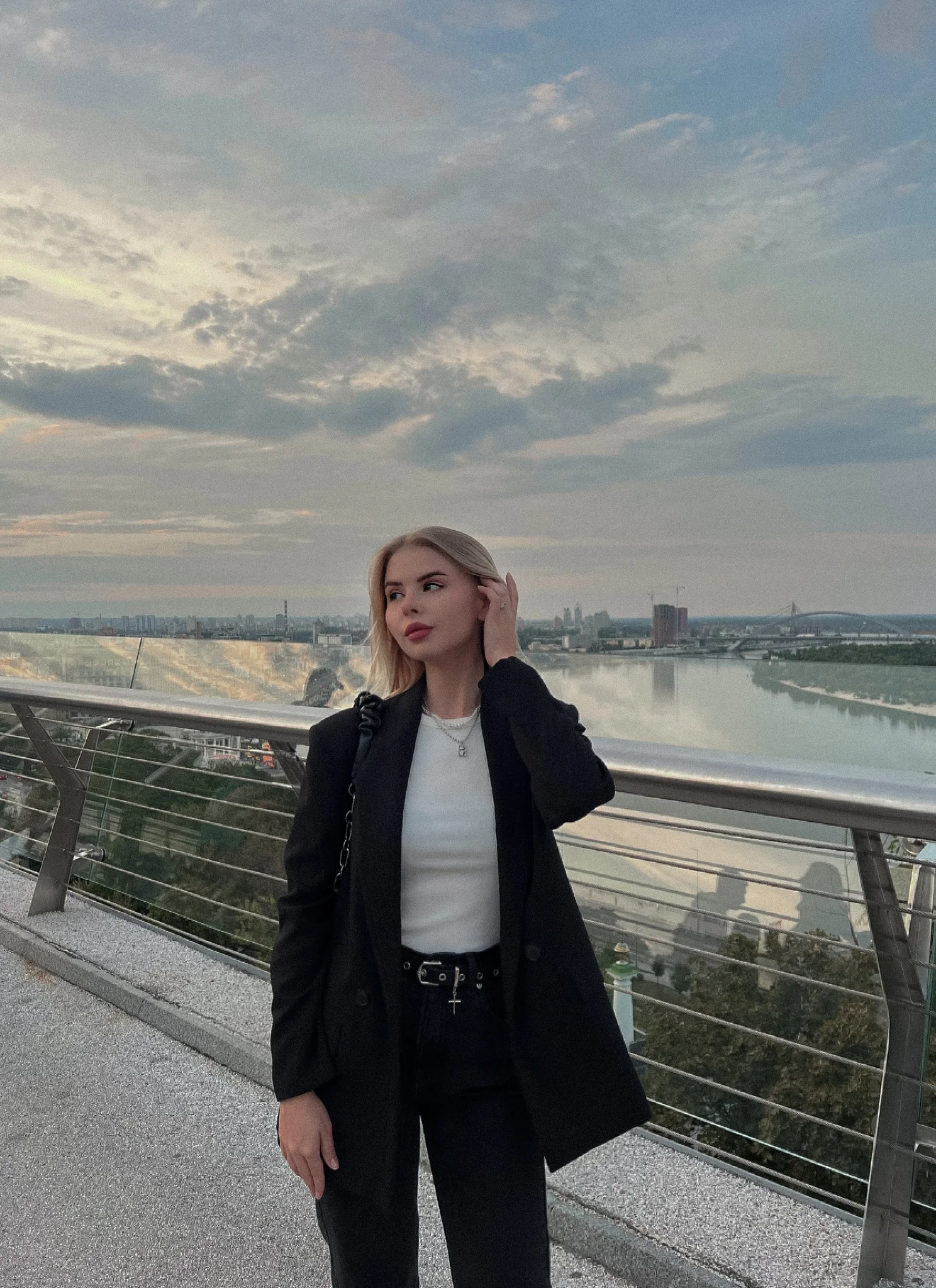 Anastasia dating ladies in kenya