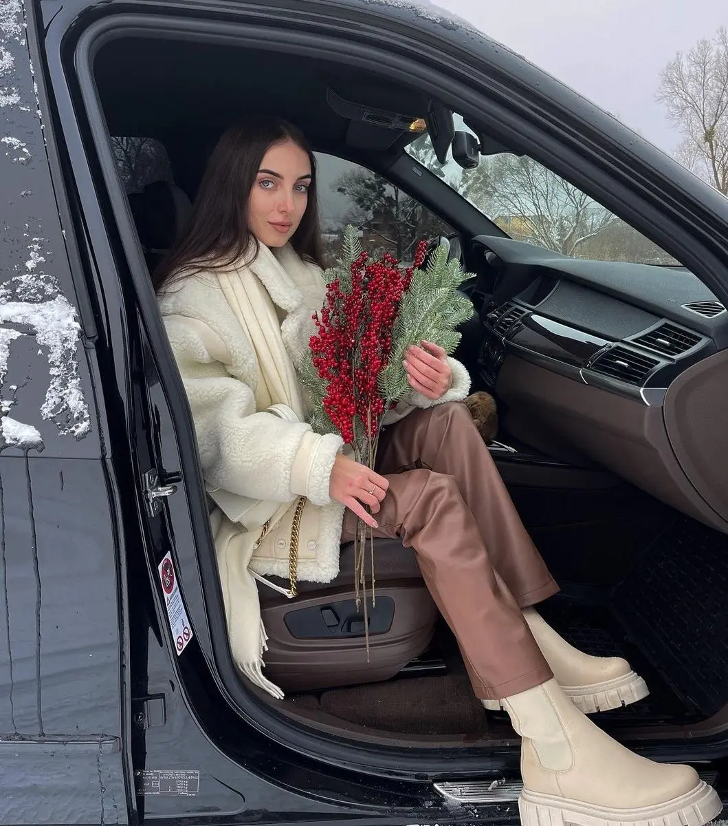 Marta dating ladies in qatar