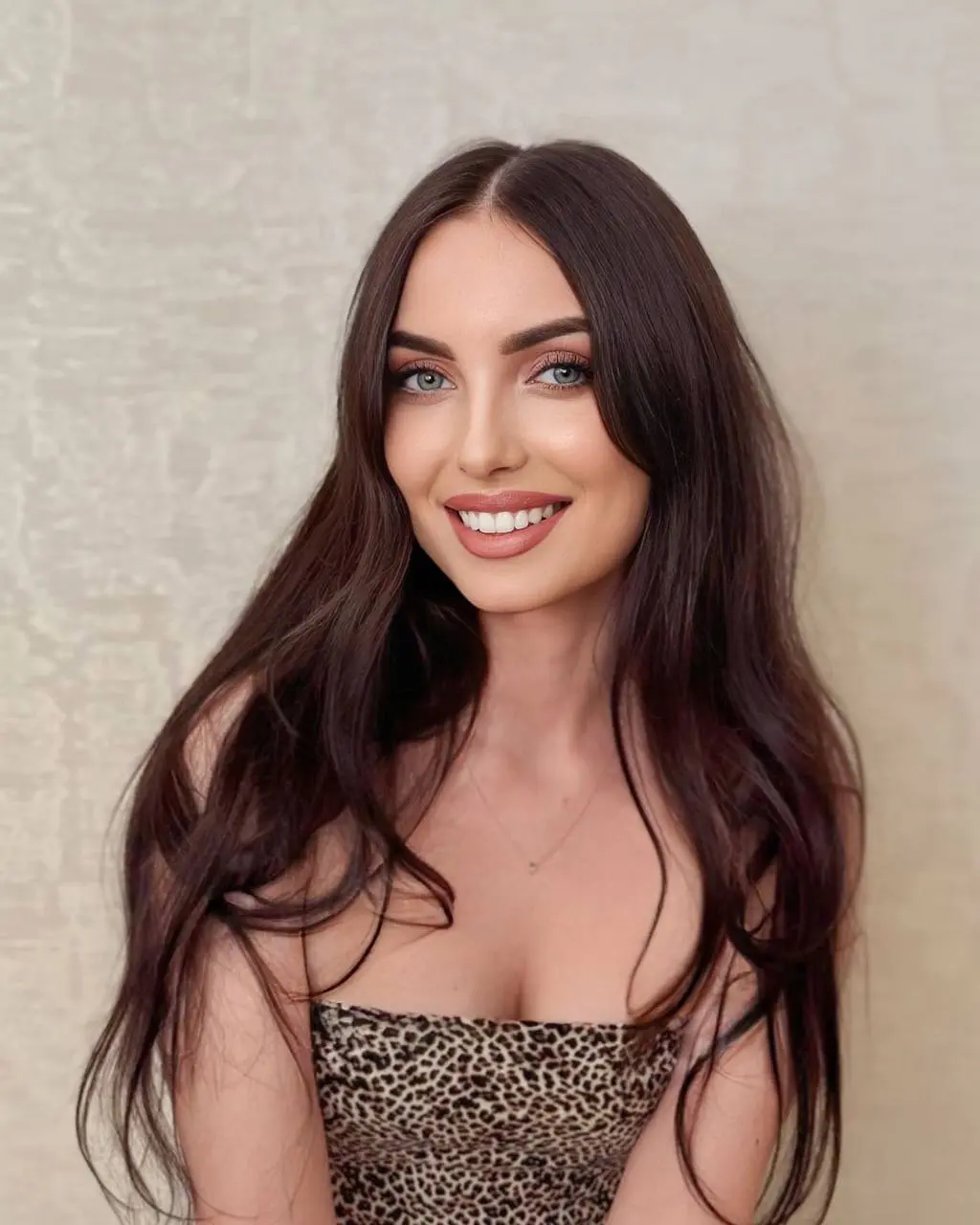 Marta dating ladies in qatar