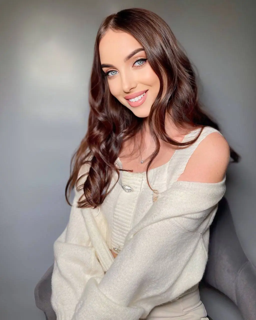 Marta dating ladies in qatar