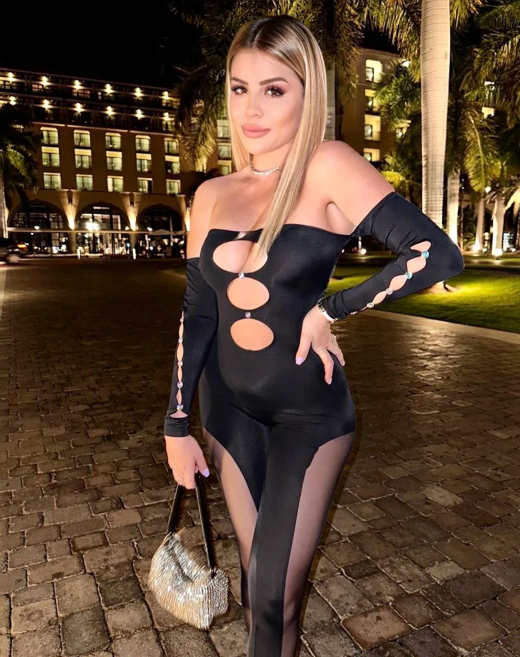 Neli dating portuguese ladies