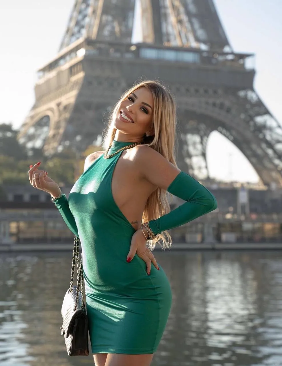 Neli dating portuguese ladies
