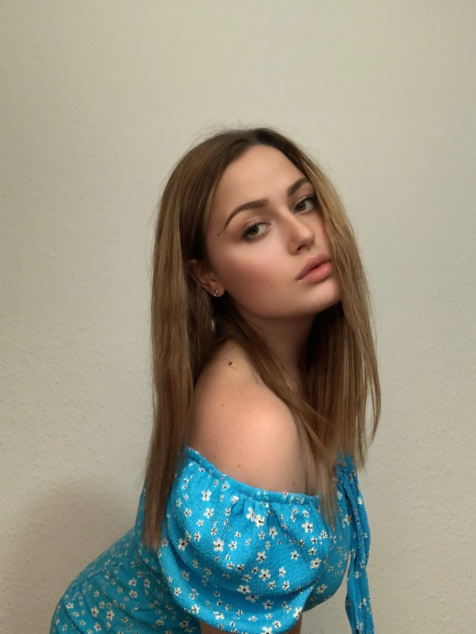 Ekaterina dating quebec girl