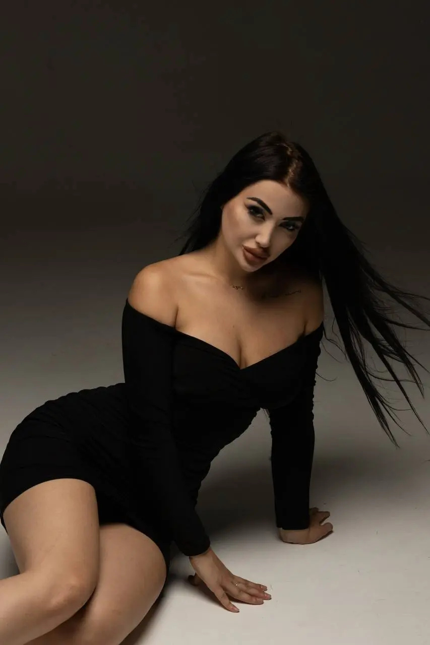 Yuliia dating quiet girl