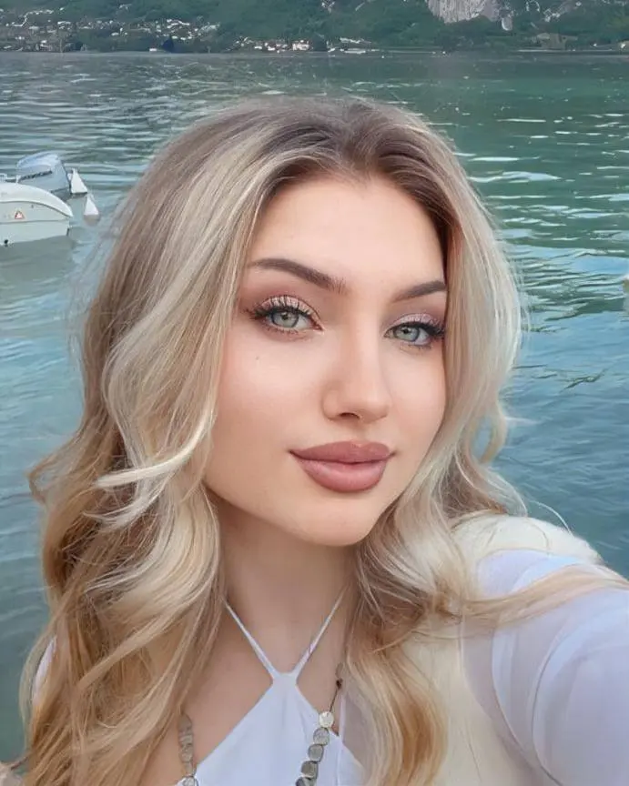 Olena guy dating old lady