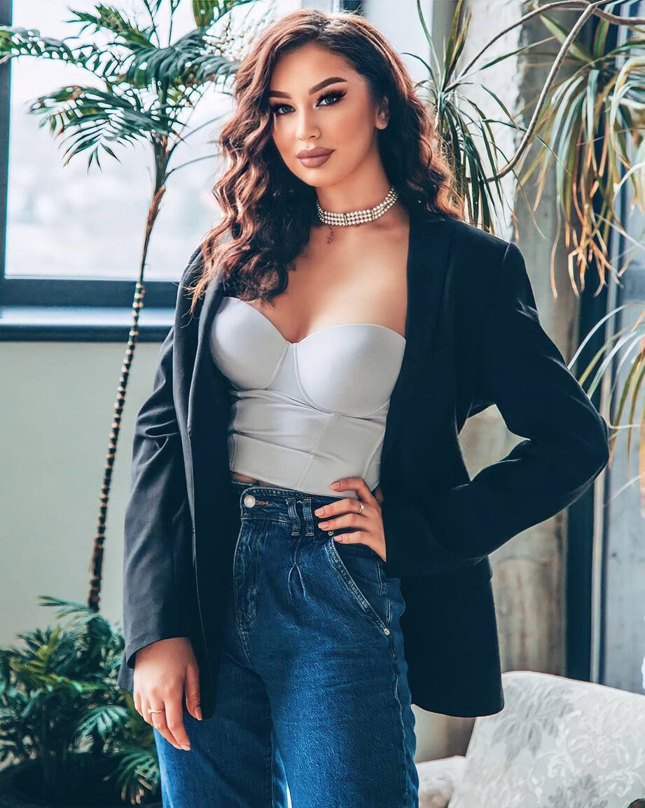 Natalia lady is dating