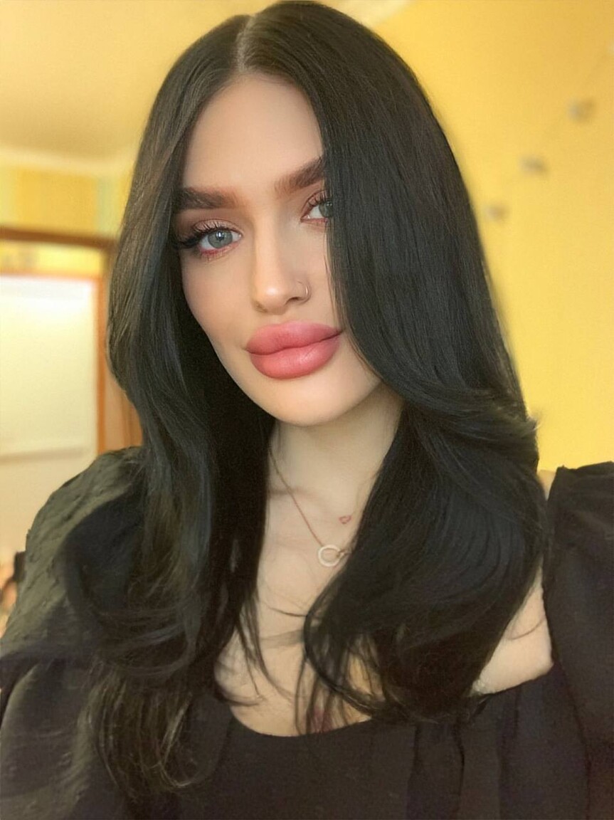 Mariia lady nadia dating