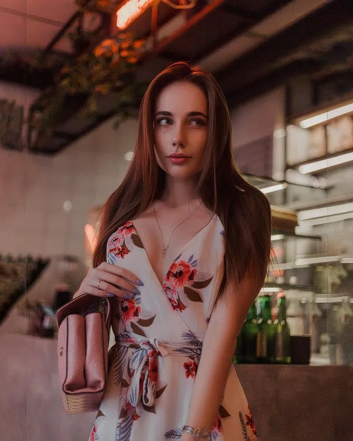 Daria older lady dating younger man
