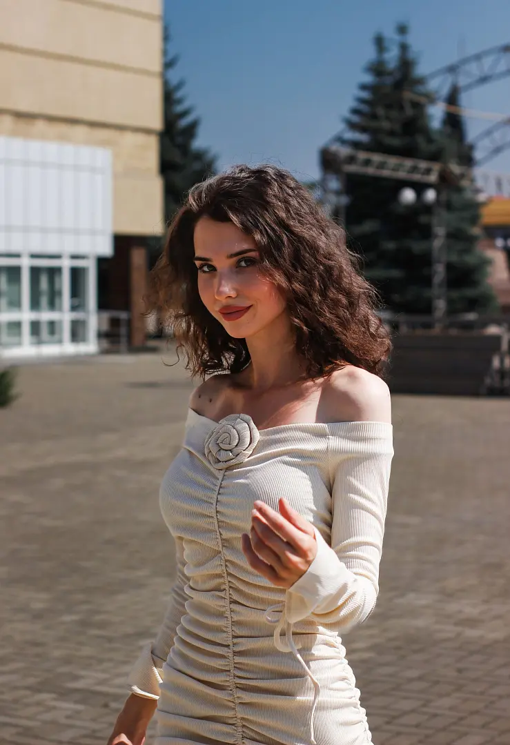 Julia old lady dating site