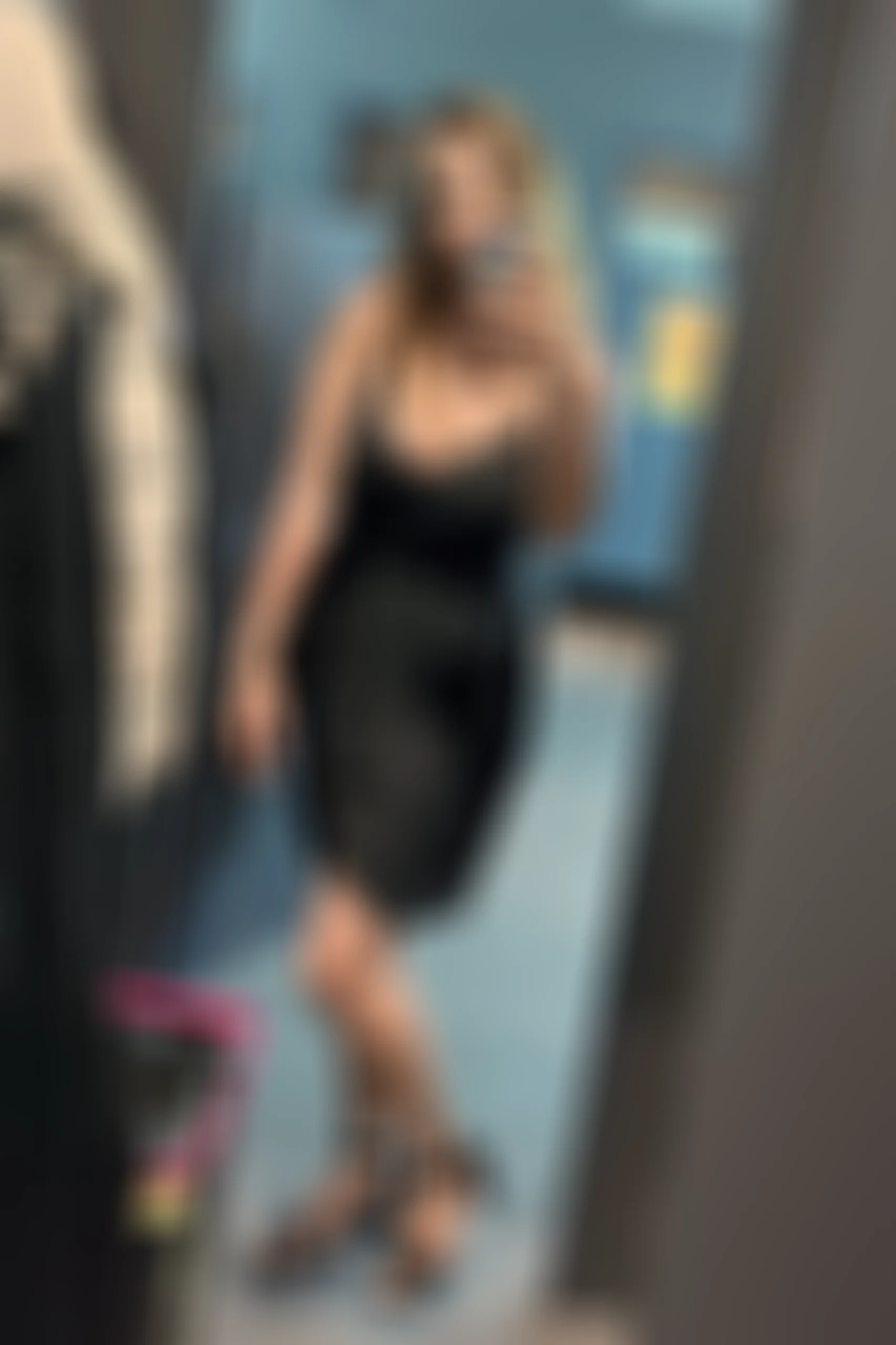 Luiza whatsapp dating ladies